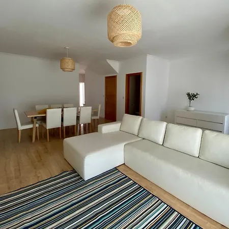 Alice's House Villa Nazare